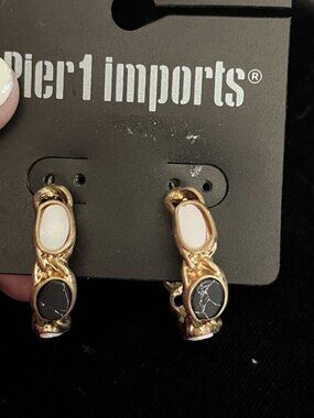 Pier one imports Size ONE SIZE Chain Link Hoop Earrings with Stone Accents